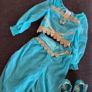 Jasmine Size 3 Costume